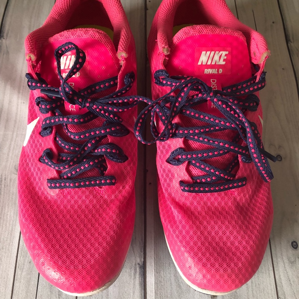 Nike Rival D